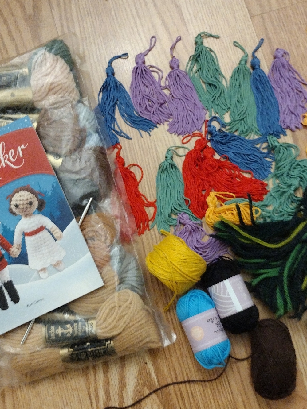 For DIY Projects  Color Yarn Tassels Crochet Book Instructions